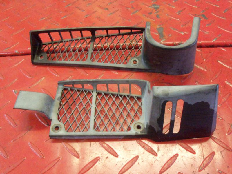 Honda v 45 magna vf 750 c & vf 700 c - rear radiator screen covers 19118-mb1-000