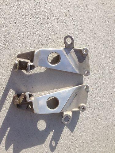 1988-1991honda nt650 nt 650 hawk gt rear passenger peg mount brackets