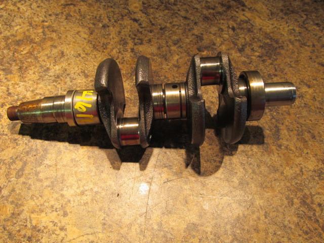 Johnson evinrude crankshaft  1978-1981  25 35 hp  32300  **14611**