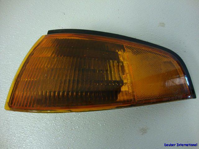 1995 ford escort driver side parking light oem 