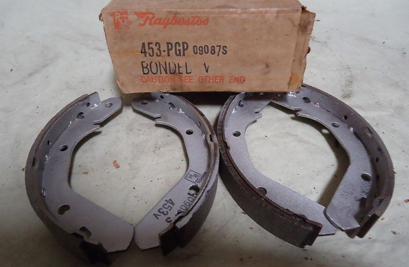 1974-75 volkswagen raybestos brake shoes rear only