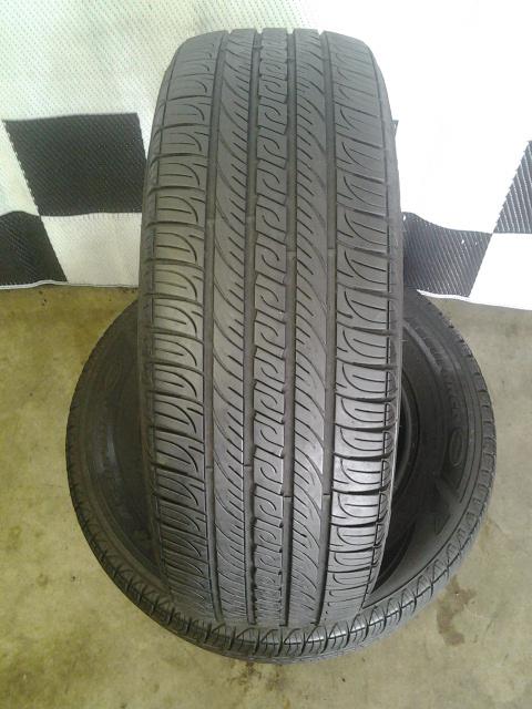 "near new" 2 availale! goodyear assurance tire(s)  215/65r15 - 95t  215/65/15  