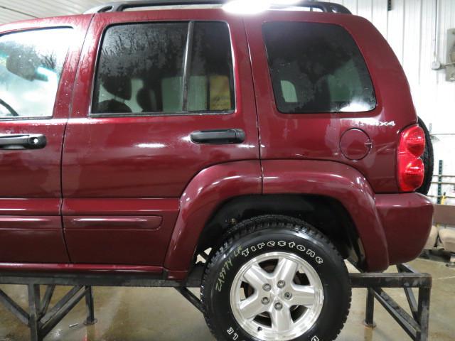 2002 jeep liberty rear or back door left 2498682