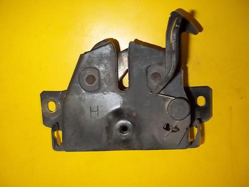 1992-2000 92-00 mitsubishi montero safety hood latch lock catch 