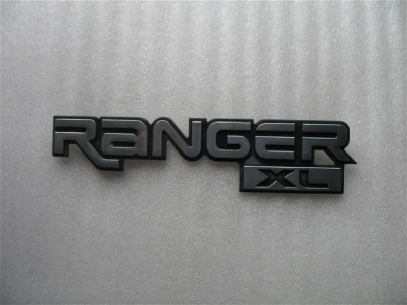 1993 ford ranger xl fender side emblem decal logo 93 94 95 used