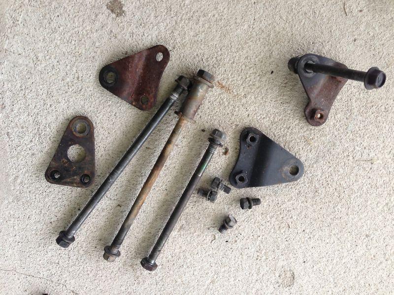 1982 82 83 84 suzuki gs 300 l gs300 gs300l engine mount brackets mounting bolts