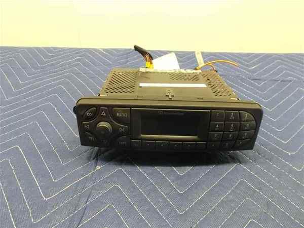 2002-2004 mercedes c-class radio cassette am/fm oem lkq