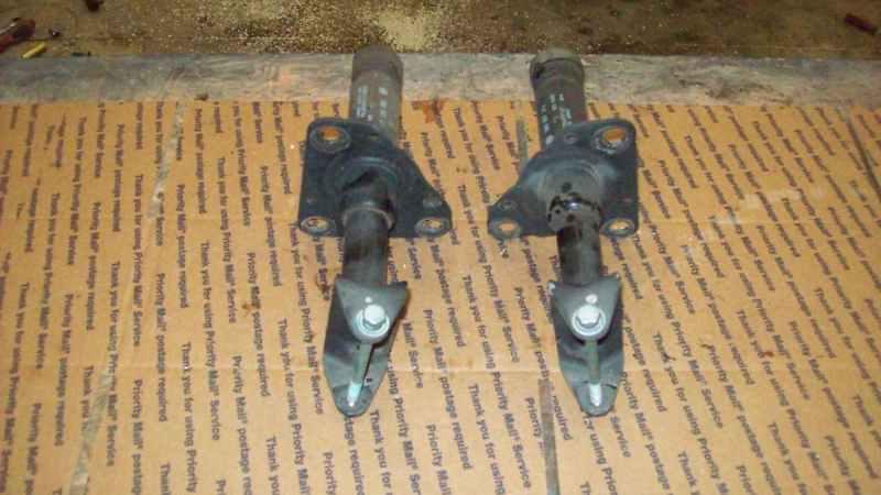 1999 volkswagen passat jetta 1.8t front bumper shocks impact absorbers pair oem 