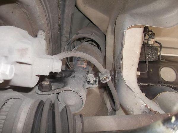 Suzuki mr wagon 2005 front right strut assy [9350100]