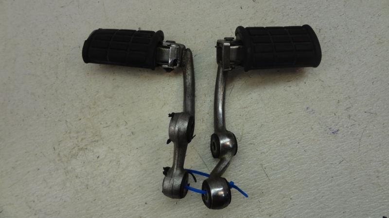 1982 yamaha virago xv750 750 y296' front driver foot pegs rests