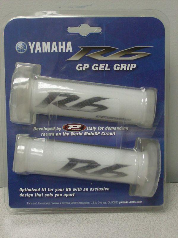 Gytr white yamaha grips with r6 logo 08-11 yzf-r6 99-05 06 07 08 09 10 11 12 13