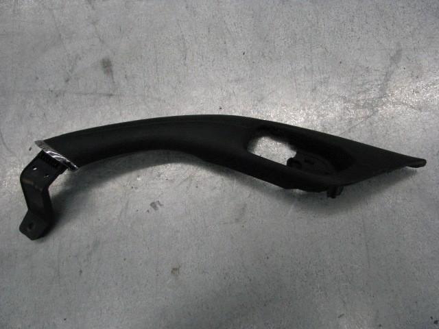 00 toyota celica door pull handle left