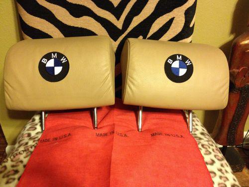 Bmw rear seat headrest set e38 740i 740il 750il 95-2001 tan beige w/ emblem nr