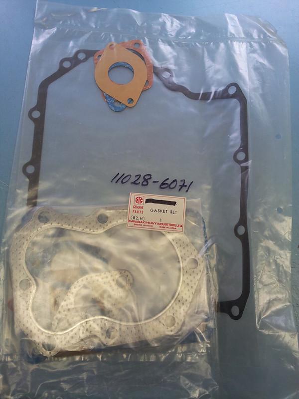 Kawasaki model??? gasket kit 11028-6071 nos