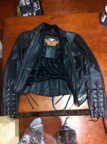 Womens leather harley davidson jacket size xs