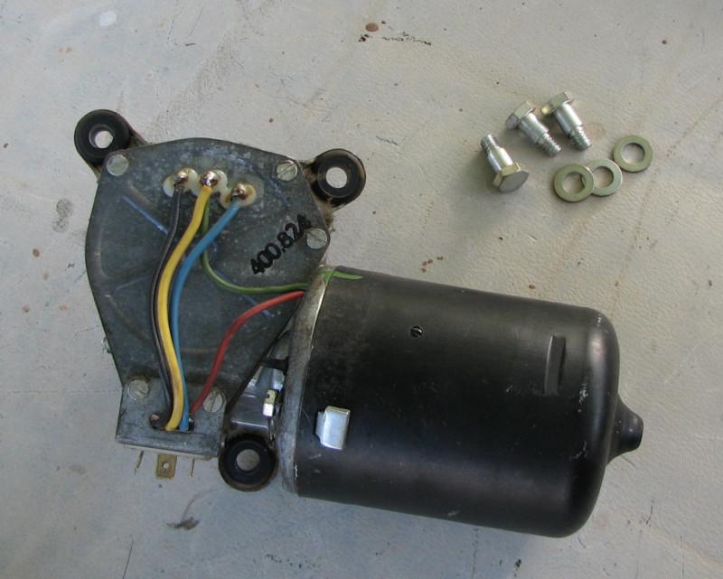 1971 volvo 144 wiper motor genuine oem good working condition