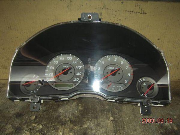 Nissan skyline 2000 speedometer [0161400]