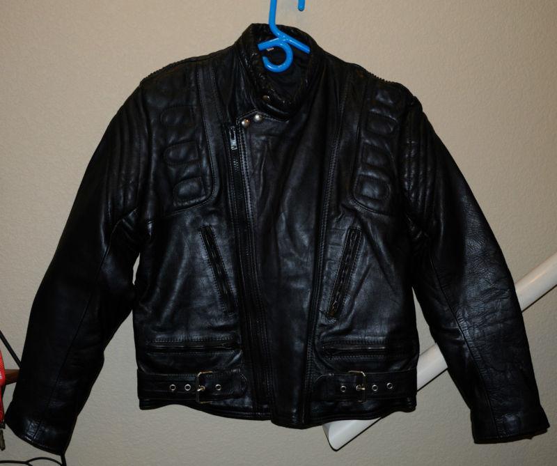 Buy Padded and Lined Motorcycle Leather Jacket Size 40 in Fayetteville ...