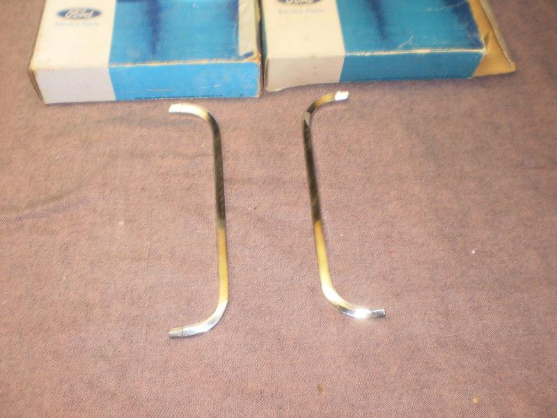 Ford 71 torino 500, gt, brougham center grille moldings pair orig. ford nos