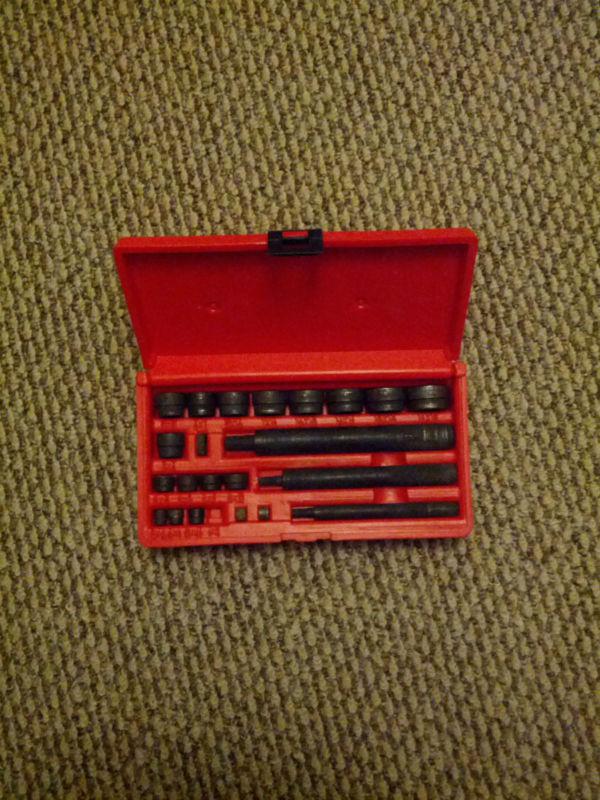 Snap on 22pc standard bushing driver set with box  a157  original set!!!!!!!!!!