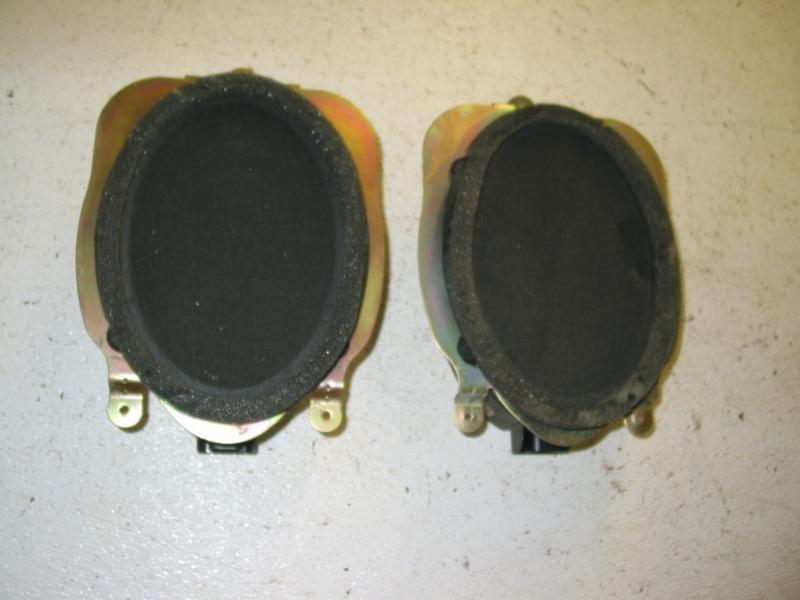 00 99 98 dodge caravan front speakers pair left and right 