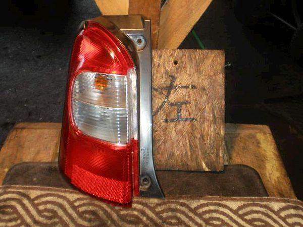 Daihatsu esse 2006 rear left combination lamp [1415600]