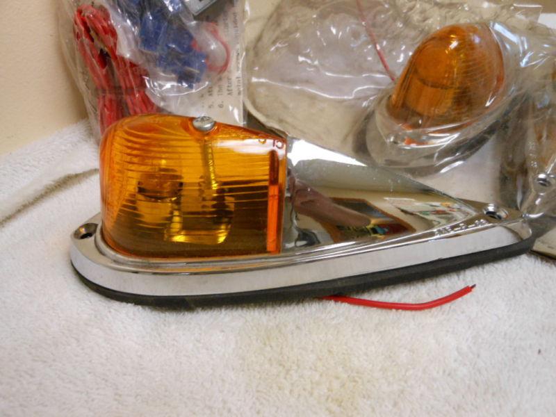 Chrome running/marker lights truck , van, suv. set of 5 complete assembly metal