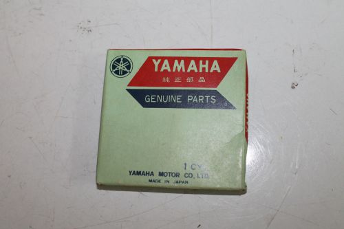 New nos genuine yamaha piston rings 437-11610-10 o.s 0.25 dt100 ut-6112m