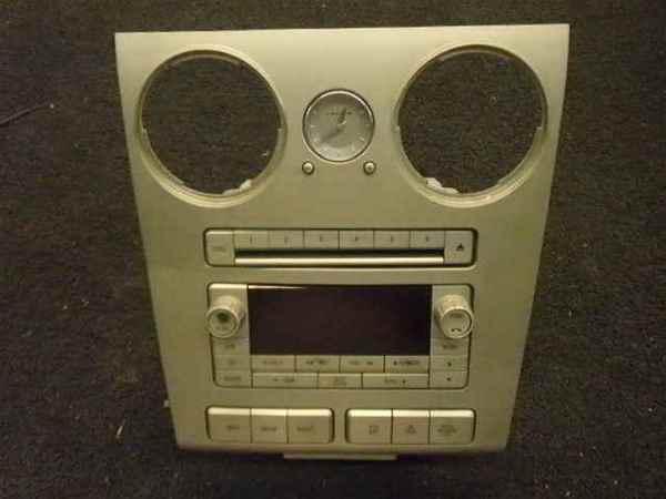 2006 lincoln zephyr oem 6 disc cd radio & clock lkq