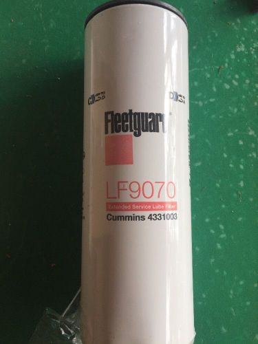 (4) fleetguard lf9070 oil filter cummins 2882673 cummins isx qsx engs.