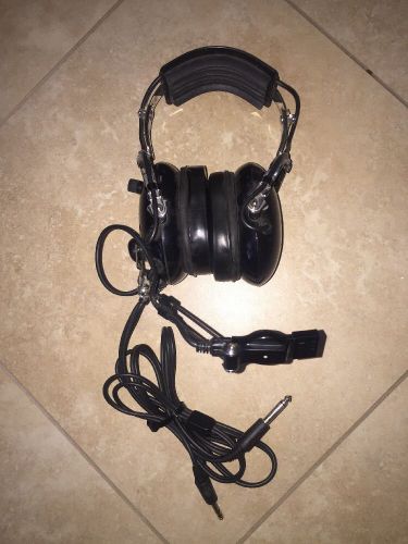 Pilot aviaonics p-51 headset