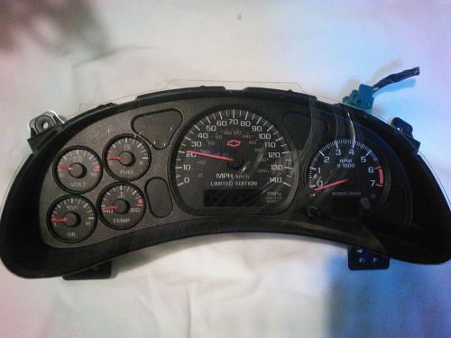 2000 chevrolet  monte carlo  speedometer instrument cluster dash 09379481