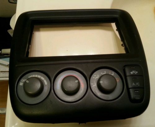 Honda crv climate controls, a/c &amp; rear window defrost buttons/radio bezel 97-01