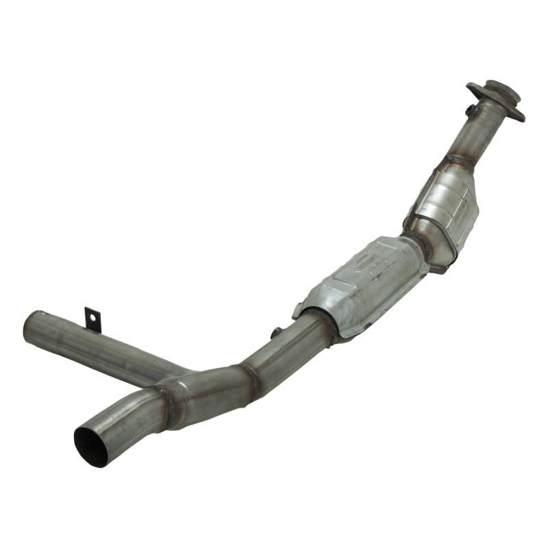 Flowmaster catalytic converter - direct fit - 2.50 in. inlet/outlet - 49 state -