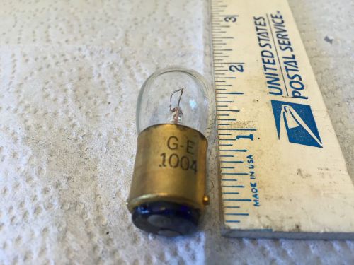 Ford; chrysler; gm; studebaker; old car light bulb,   pn 1004.   item:  0027