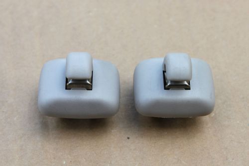 02-09 audi a4 - visor clip tan (left and right) set