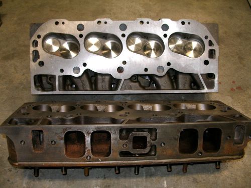 Chevrolet 1967 corvette 3904391 rectangular port cylinder heads