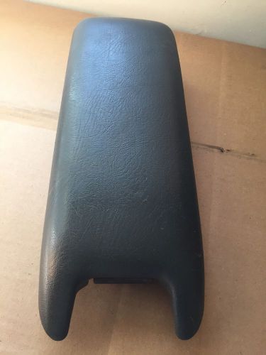 94 95 96 97 chevy blazer center console armrest lid black gmc jimmy