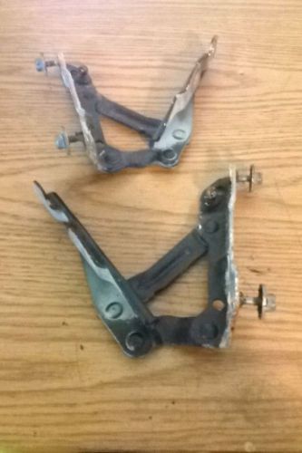 99 00 01 02 03 04 ford mustang rear trunk hinges hinge left right bracket