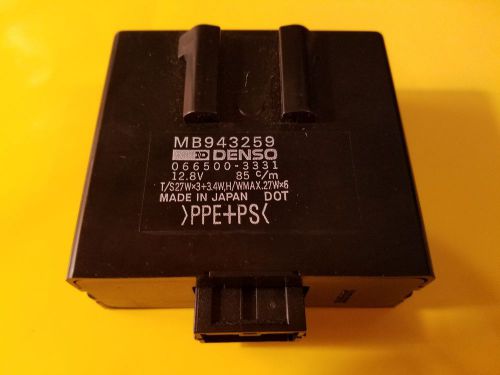 95 - 99 eclipse talon oem turn signal hazard flasher module mb943259