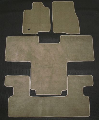 2003-2006 ford expedition navigator carpet floor mats - excellent coverage