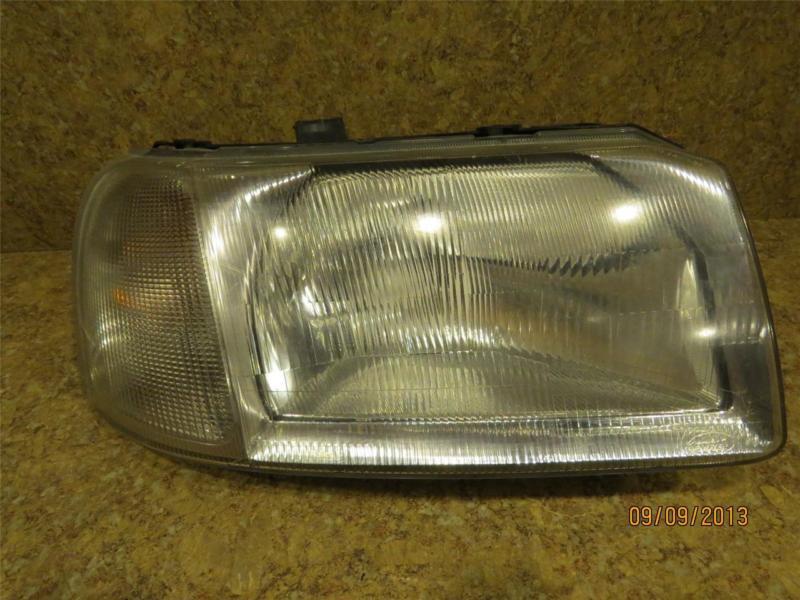 Land rover freelander front right headlight assembly passenger side 02 03