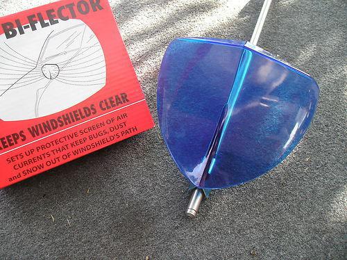 New vintage style blue windshield bug deflector !