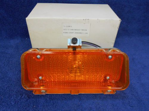 1971-72 chevrolet truck lh parking light lamp assembly new  716