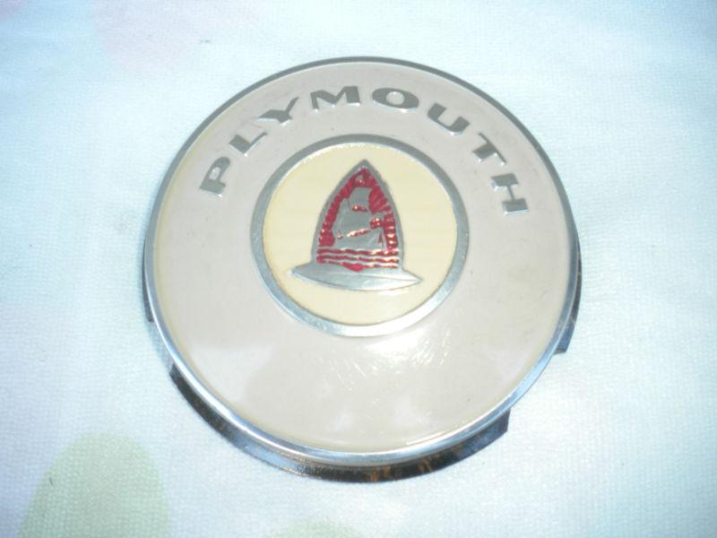 1940's plymouth steering wheel horn button nos 1940 ?