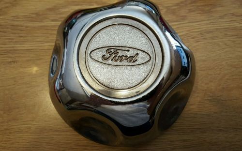 Ford ranger, explorer center cap oem used f67a-1a096-ka