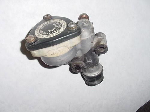 76 - 77 yamaha xs500 xs 500 d rear brake master cylinder reservoir oem