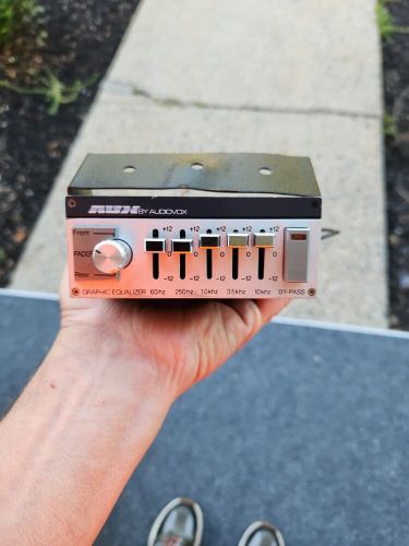 Vintage avx by audiovox  amp-550a graphic equalizer amplifier