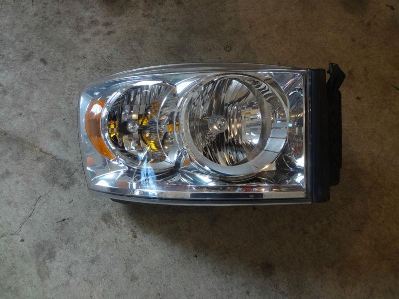 Mopar 68003124aa headlight assembly passenger side rightdodge ram 1500