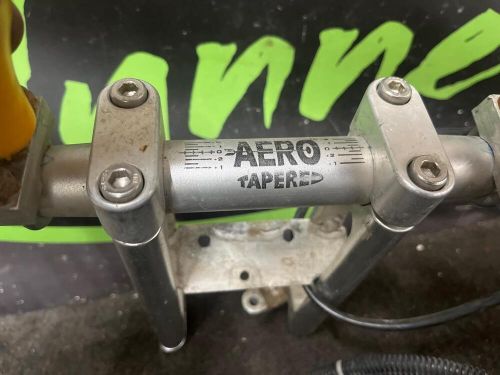 Fly aero taper handlebars w/ 7&#034; riser skidoo polaris arctic cat